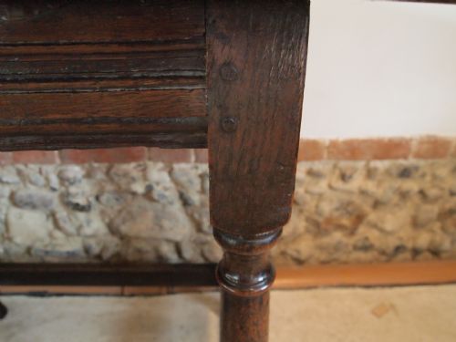 fig 2. Table Queen Anne Oak side hall lamp c1700