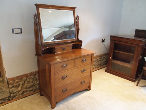 Dressing Chest of Drawers Arts and Crafts Oak C1900