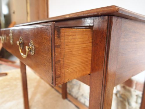 fig 1. Table hall lamp side console George III Mahogany c1800