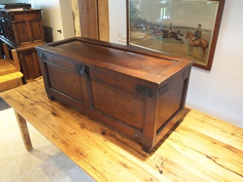 Coffer Chest Blanket Box Queen Anne Oak C1700