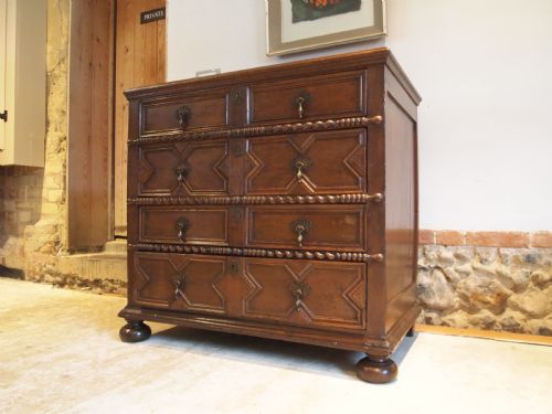 Chest of Drawers Queen Anne Oak Small C1700