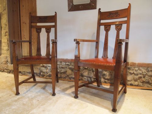 Chairs Fine Pair of Oak Arts and Crafts Armchairs C1900
