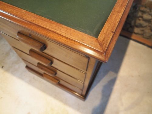 fig 2. Desk Fine quality Art Deco Mahogany c1920