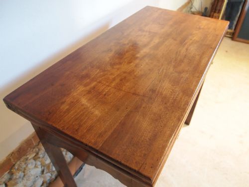 fig 2. Table rare Birch George III lamp hall tea side console c1770