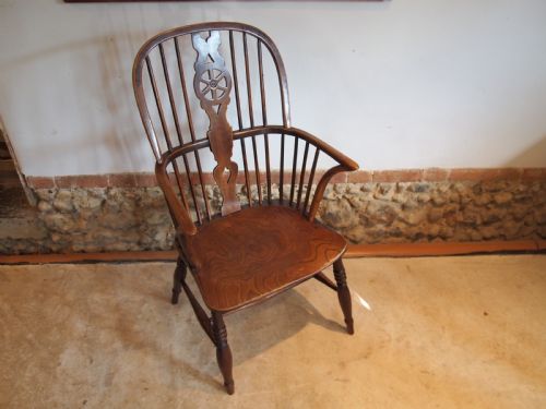 fig 1. Chair Windsor Ash and Elm Wheel back Victorian c1840