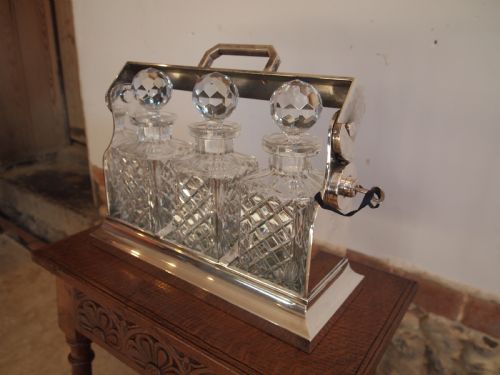 fig 2. Tantalus decanter fine Silver plate Edwardian c1910
