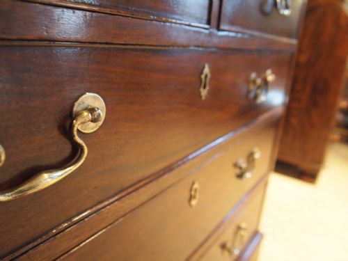 fig 3. Chest of drawers small George III Mahogany 33