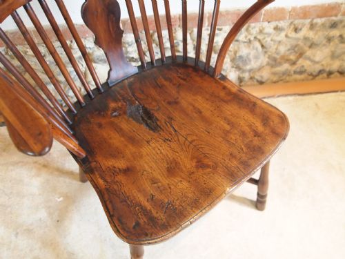 fig 3. Chair rare Windsor provincial George III Yew and Elm c1790