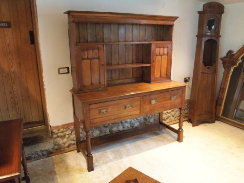 Dresser Fine Arts and Crafts Oak Wolfe and Hollander C1910