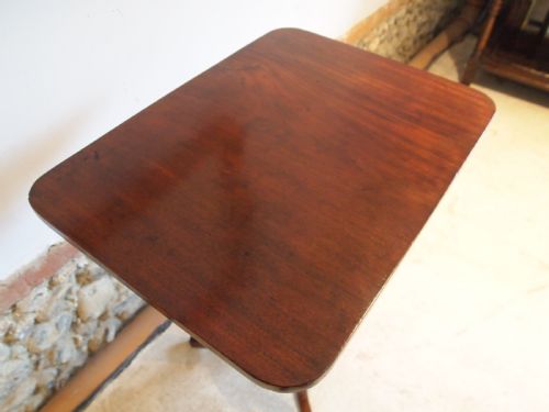 fig 2. Table hall lamp side console wine George III tilt top Mahogany c1790
