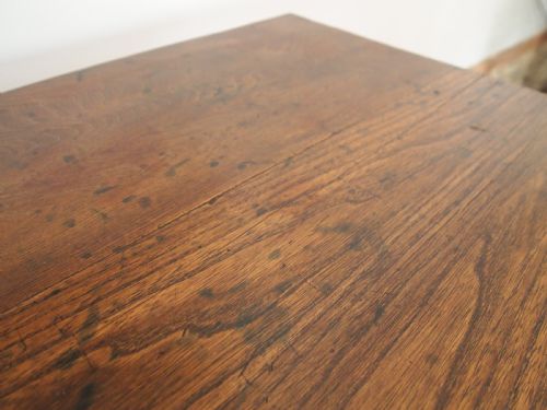 fig 3. Table side low boy hall lamp console George III Elm c1800