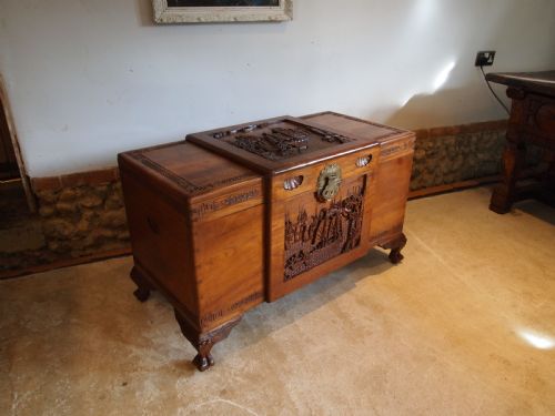 Chest Trunk Coffer Outstanding Chinese Camphor Wood C1920