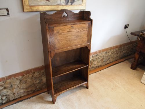 fig 2. Bureau bookcase Arts and Crafts Oak c1900
