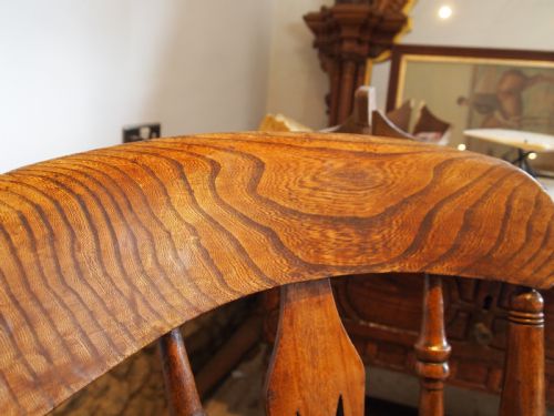 fig 2. Chairs rare set of four Victorian fiddle back Windsor Ash and Elm c1870
