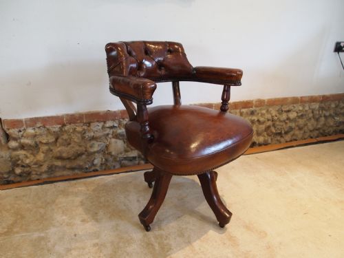 Chair Outstanding Victorian Mahogany and Leather Desk Chair C1880