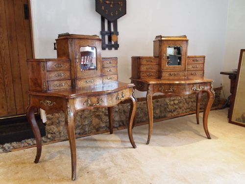 Desk Rare Pair of Bonheur Du Jour's Exhibition Quality Burr Walnut C1860