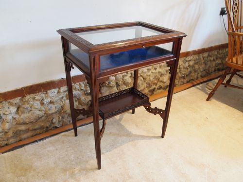 Table Display Bijouterie Fine Victorian Mahogany Chippendale C1890