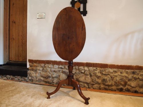 Table Very Rare Sold Yew and Burr Yew George III Hall Lamp Side C1770