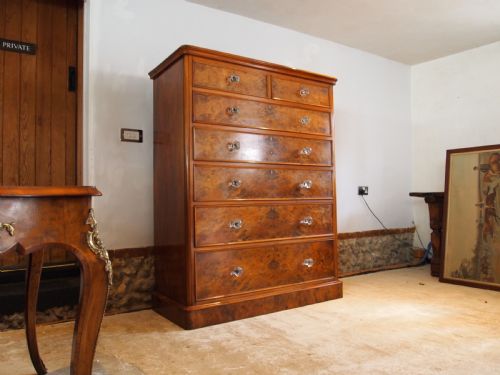Chest of Drawers Stunning Burr Walnut Victorian C1870