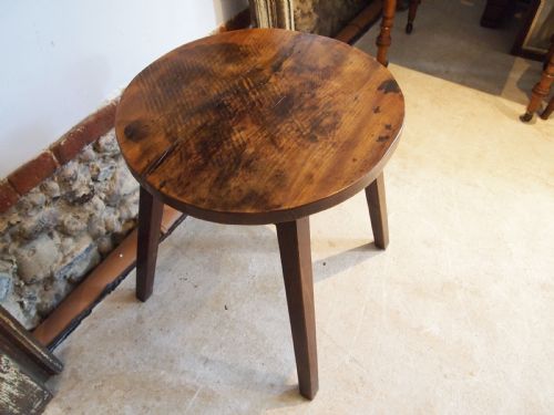 fig 3. Table Arts and Crafts Oak & Elm manner of Barnsley, Romney Green c1900