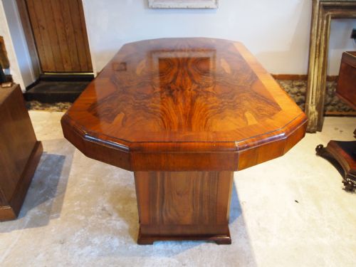 fig 3. Table dining Stunning Art Deco figured Walnut c1925