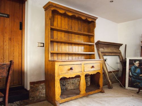 fig 3. Dresser Pine Victorian original paint c1850
