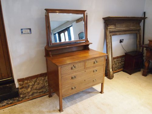 Dressing Table Arts and Crafts Oak C1900