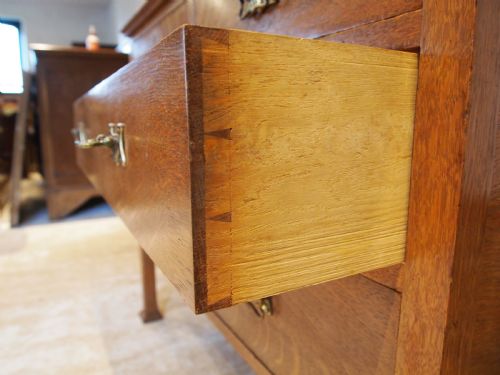 fig 3. Dressing table Arts and Crafts Oak c1900