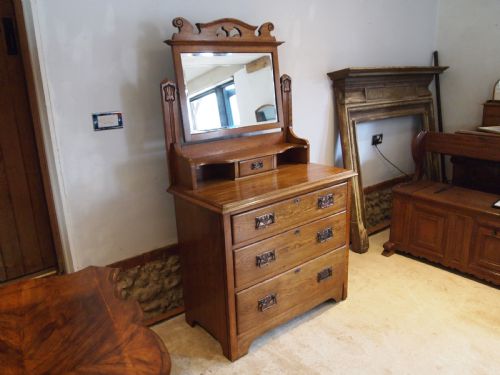 Dressing Chest of Drawers Arts and Crafts Oak C1900