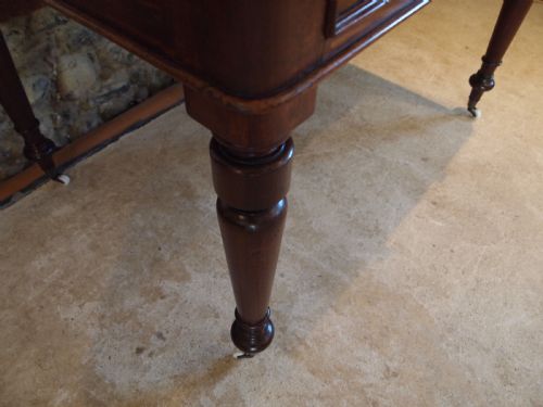DESK FINE VICTORIAN MAHOGANY SMALL SIZE C1860 - ADDITIONAL PHOTO 6