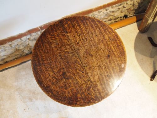 TABLE CRICKET OUTSTANDING EXAMPLE GEORGE III OAK C1790 - ADDITIONAL PHOTO 2