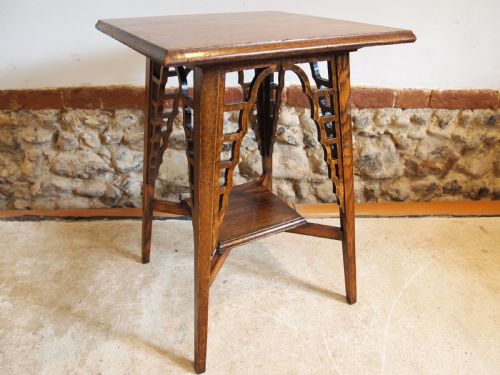 table superb arts and crafts oak hall lamp side c1900 - CATEGORY: ANTIQUE TABLES - DATED EDWARDIAN