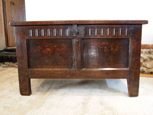 coffer chest trunk rare small stunning charles ii oak c1680 - CATEGORY: ANTIQUE CHESTS - DATED 17TH CENTURY
