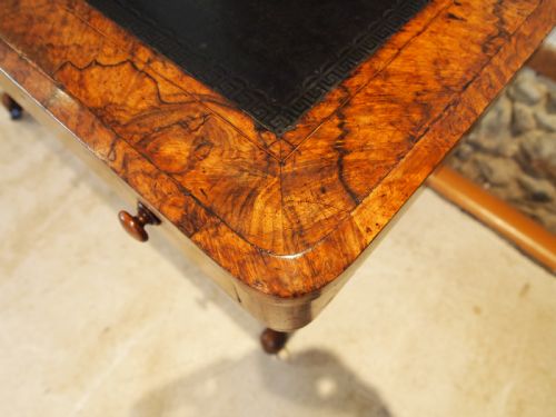 WRITING TABLE FINE BURR WALNUT EARLY VICTORIAN C1840 - ADDITIONAL PHOTO 1