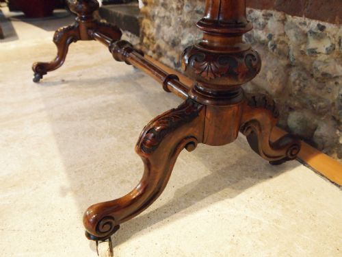 WRITING TABLE FINE BURR WALNUT EARLY VICTORIAN C1840 - ADDITIONAL PHOTO 10