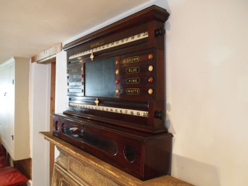 fig 1. Snooker scoreboard Cox & Yeman Mahogany c1890