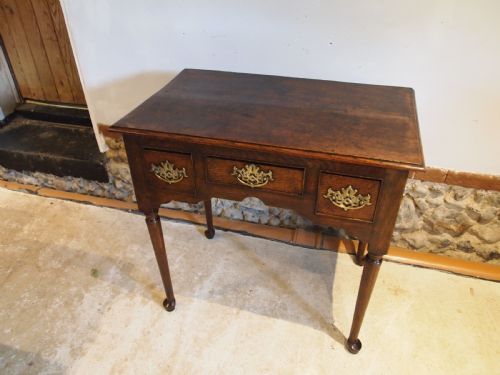 table superb lowboy george iii oak c1770 - CATEGORY: ANTIQUE FURNITURE - DATED GEORGIAN