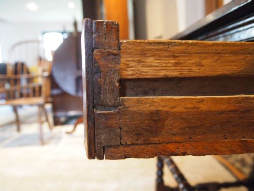 TABLE CHARLES II OAK SIDE HALL LOWBOY C1680 - ADDITIONAL PHOTO 6