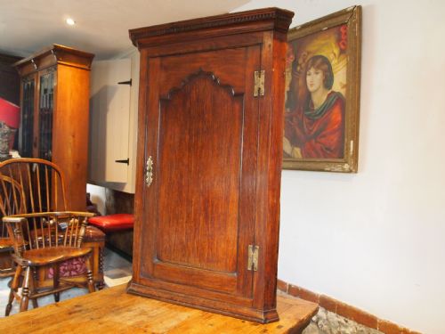 corner cupboard cabinet welsh oak george iii c1790 - CATEGORY: ANTIQUE CUPBOARDS - DATED 18TH CENTURY