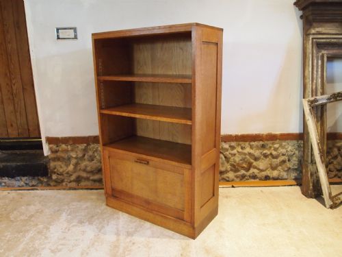 bookcase arts and crafts oak manner of heals c1920 - CATEGORY: ANTIQUE BOOKCASES - DATED 1920
