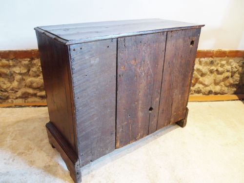CHEST OF DRAWERS ELM SMALL QUEEN ANNE C1700 - ADDITIONAL PHOTO 2