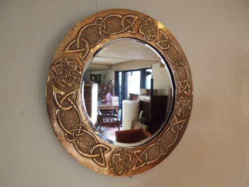 mirror outstanding arts and crafts glasgow school brass c1900 - CATEGORY: ANTIQUE MIRRORS - DATED EDWARDIAN