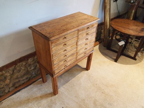 CHEST OF DRAWERS COLLECTORS CHEST OR BEDSIDE VICTORIAN C1880 - ADDITIONAL PHOTO 5
