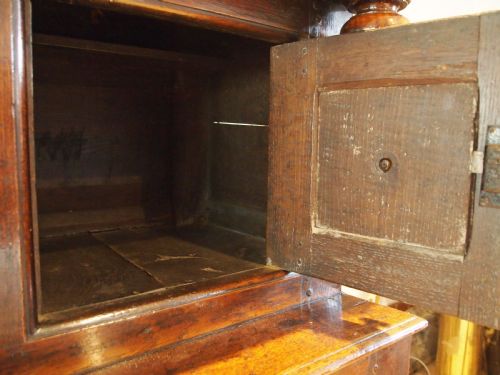 CUPBOARD STUNNING WELSH OAK CWPWRDD TRIDARN C1700 - ADDITIONAL PHOTO 8