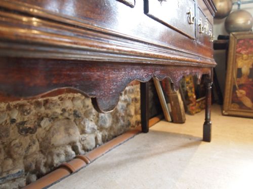 DRESSER SIDEBOARD STUNNING GEORGE II OAK ORIGINAL BRASSES C1750 - ADDITIONAL PHOTO 13