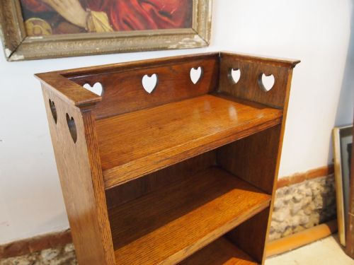 BOOKCASE RARE C F A VOYSEY DESIGN ARTS AND CRAFTS OAK C1900 - ADDITIONAL PHOTO 1