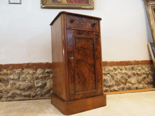 BEDSIDE CABINET CUPBOARD VICTORIAN BURR WALNUT C1860 - ADDITIONAL PHOTO 5