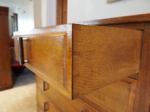 CHEST OF DRAWERS FINE ART DECO OAK MANNER OF HEALS C1920 - ADDITIONAL PHOTO 4
