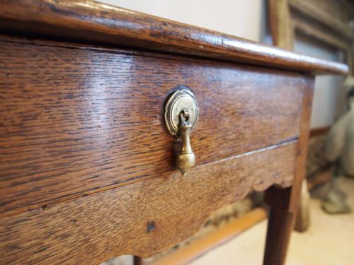 TABLE HALL LAMP SIDE WONDERFUL GEORGE II OAK LOWBOY C1740 - ADDITIONAL PHOTO 1