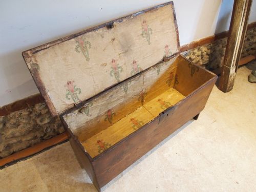 COFFER CHEST OR TRUNK RARE SMALL SIX PLANK ELM 17TH CENTURY C1690 - ADDITIONAL PHOTO 5